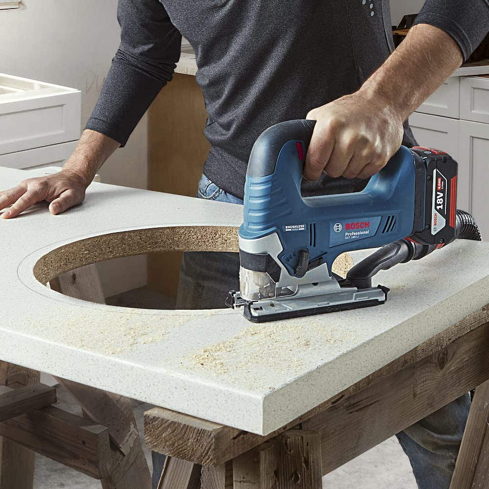 Serra Tico Tico à Bateria GST 185-LI BRUSHLESS com 2 Baterias 4,0Ah, Carregador Bivolt e Bolsa BOSCH